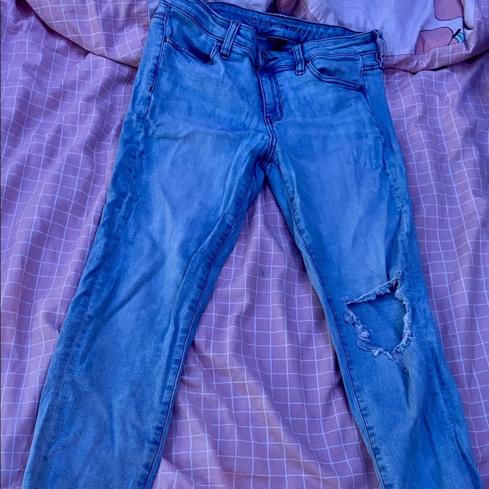 American Eagle distressed jeans Size 10R